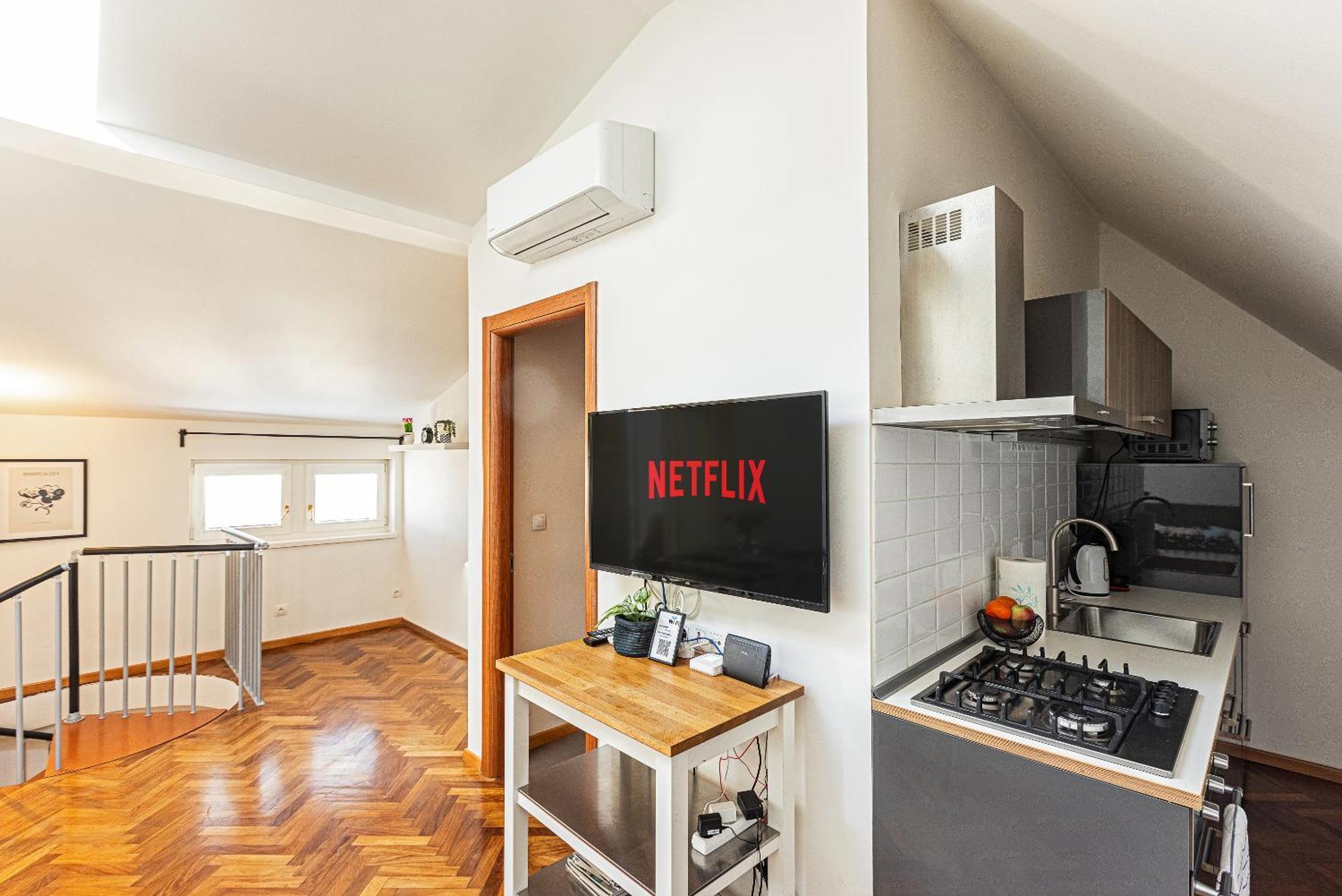 Modern Attic With Terrace - Machova Appartamento *